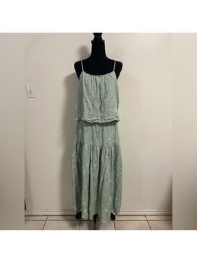 Cris Barros Skirt Set Women Size 10/44 Sage Green Embroidered Skirt & Top 2pc